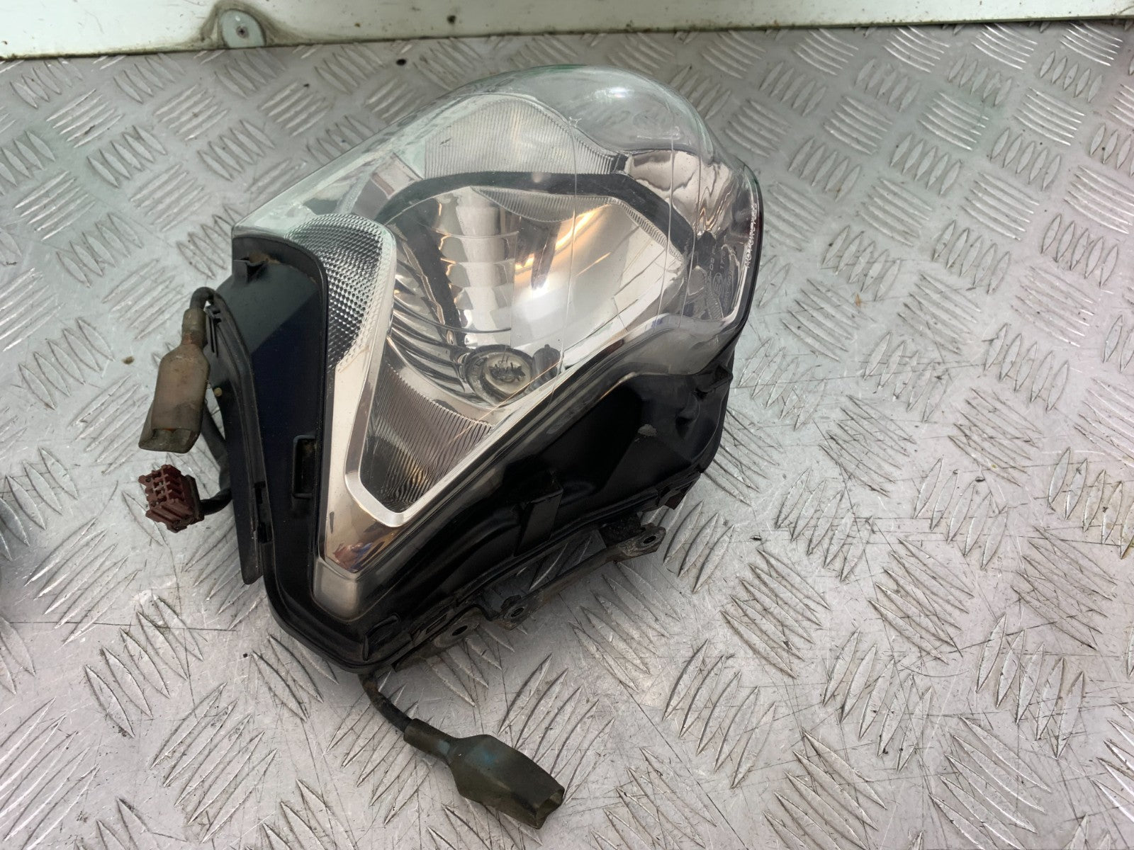HONDA NC700 X  HEADLIGHT YEAR 2012-2014 (CMB1327)