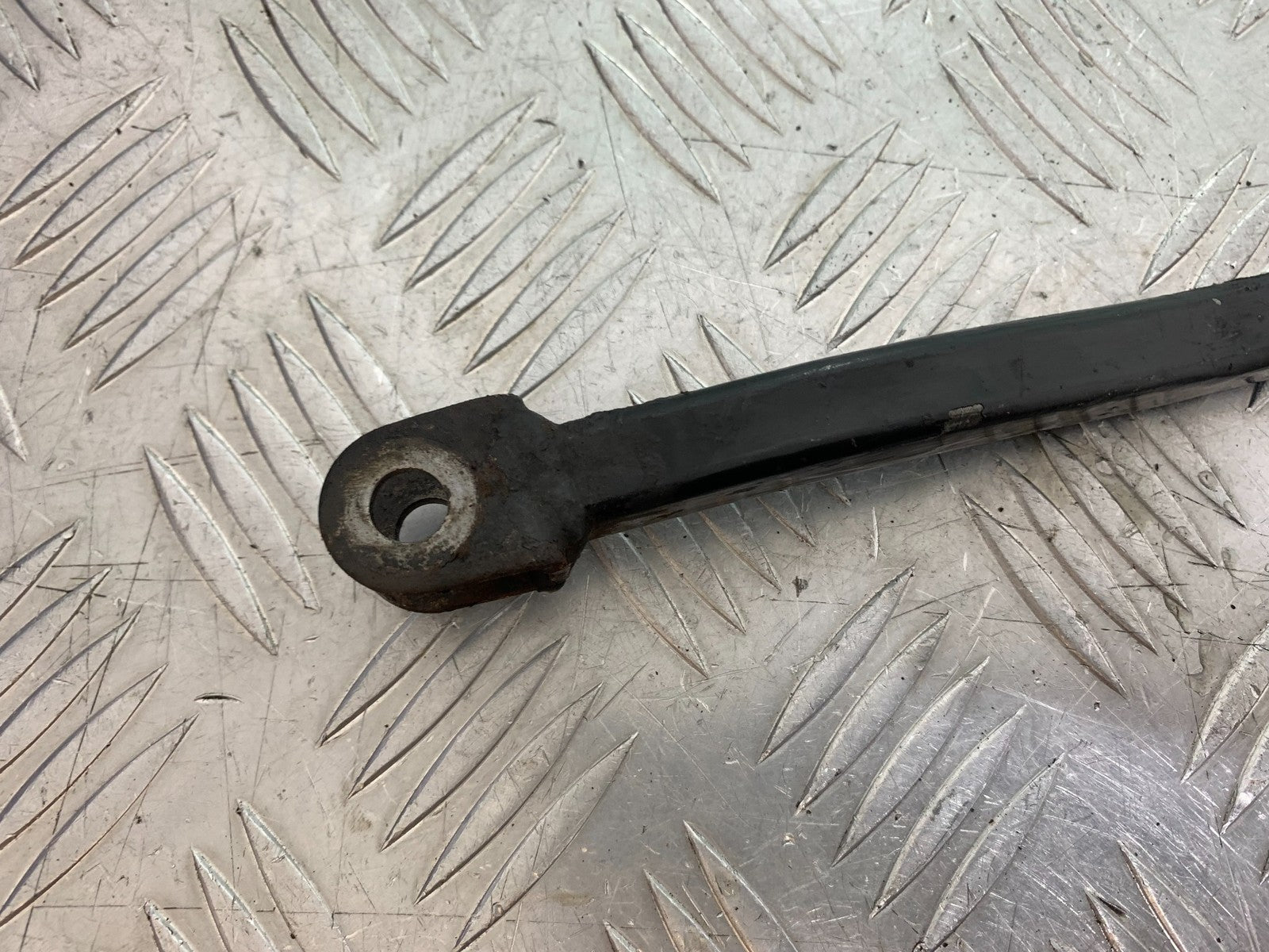 SUZUKI GSF1200 GSF 1200 BANDIT REAR BRAKE ARM  YEAR 2001-2004 (CMB1188)