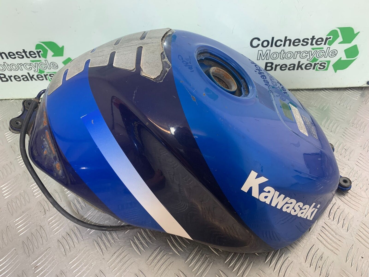 KAWASAKI ZX6R ZX6 J PETROL TANK  YEAR 2000 (CMB1129)