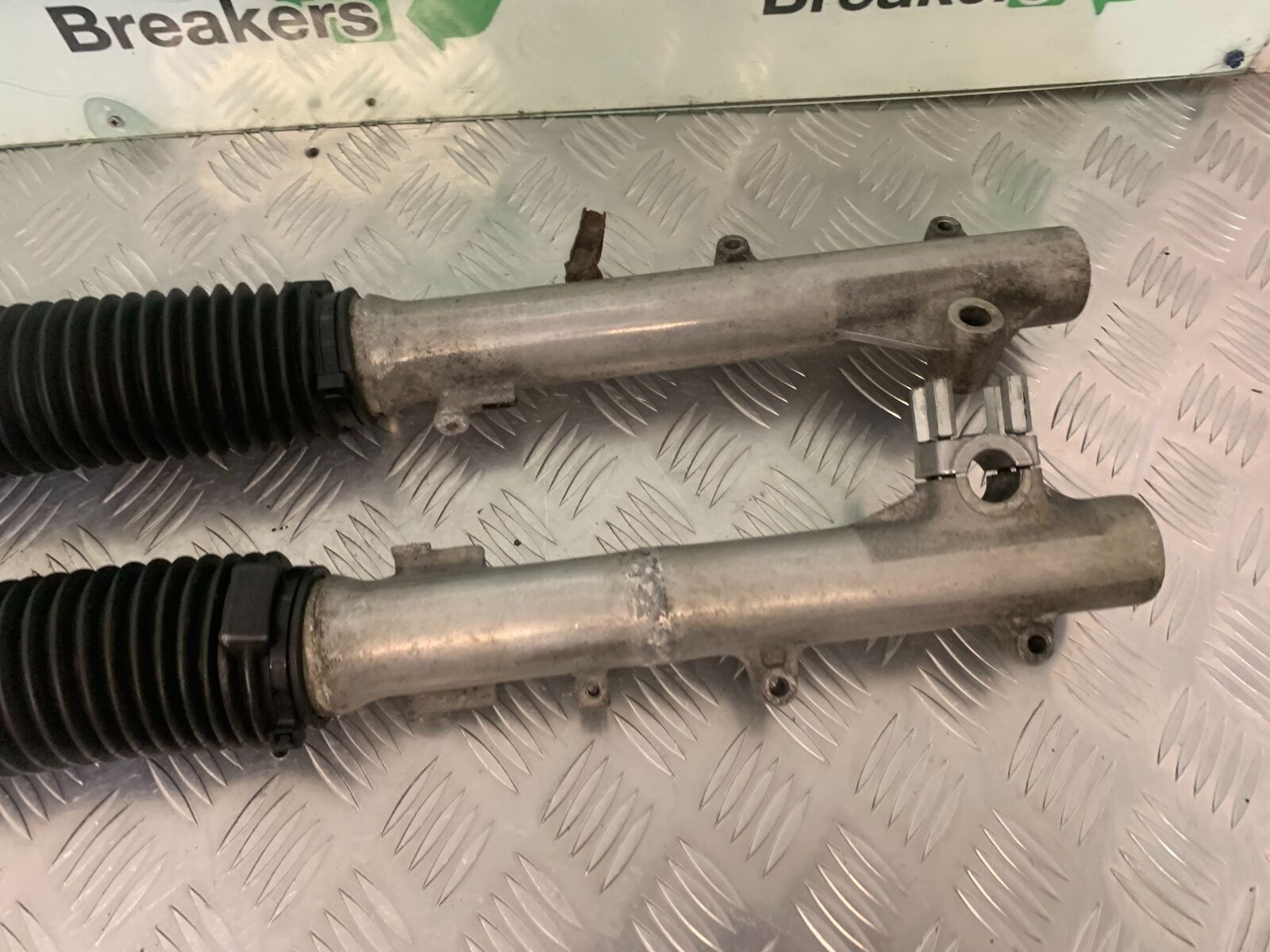HONDA XL650 V TRANSALP FORKS  YEAR 2001-2006 (STOCK 975)