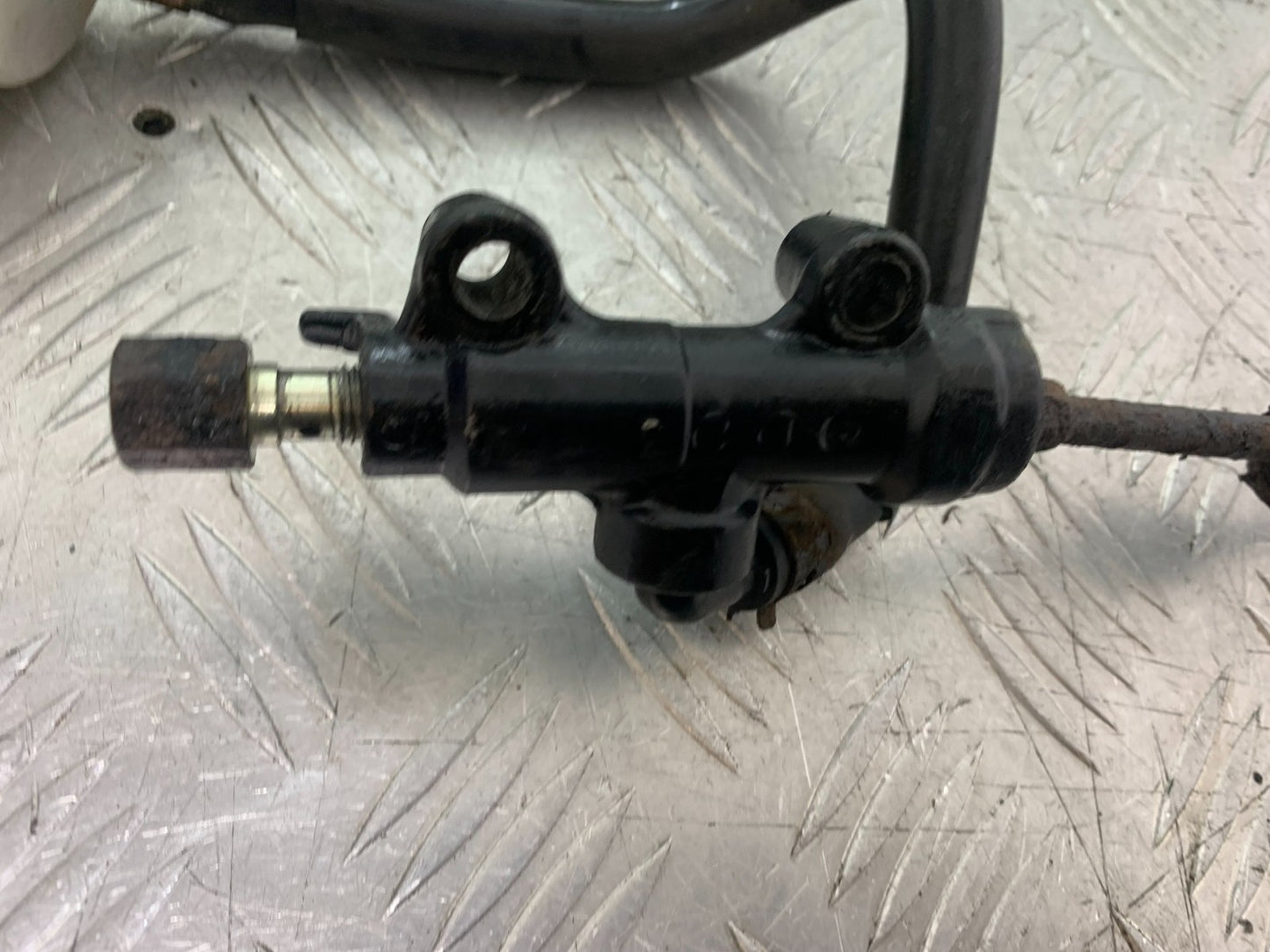 TRIUMPH TROPHY 900 REAR MASTER CYLINDER  YEAR 1991-95 (CMB1251)