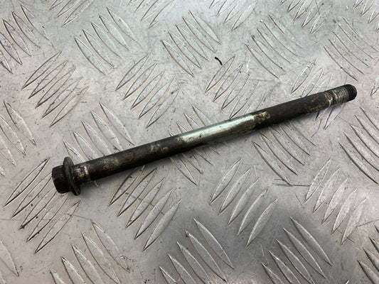 MUTT GT-SS 125 SWINGARM SPINDLE YEAR 2020- 2024 (CMB1085)