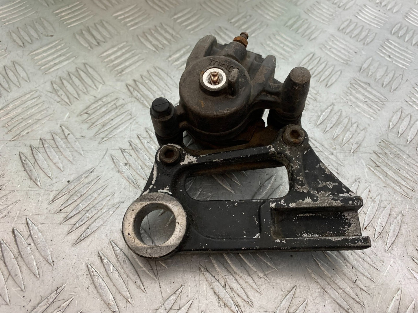 KAWASAKI ZX6R ZX6 J REAR CALIPER (SOLD AS PARTS)   YEAR 2000 (CMB1312)