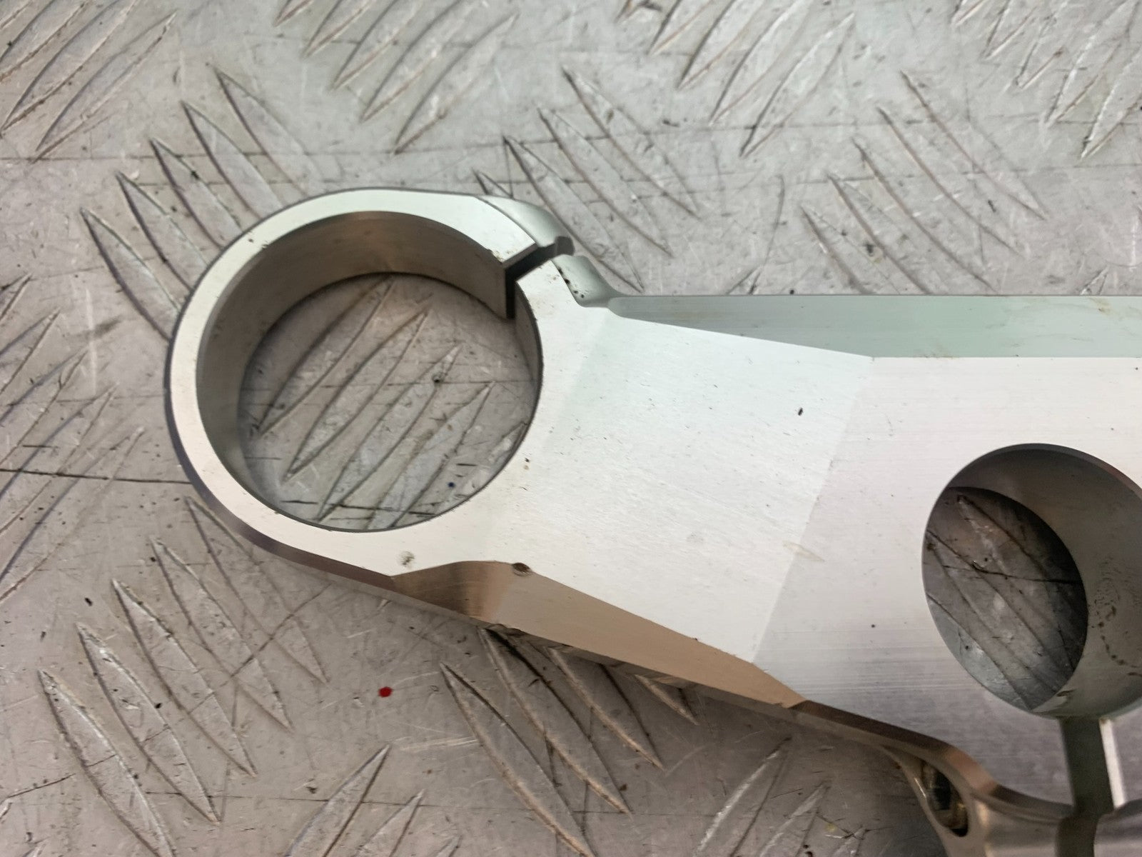 DUCATI 848 TOP YOKE YEAR 2008-2010 (CMB1323)