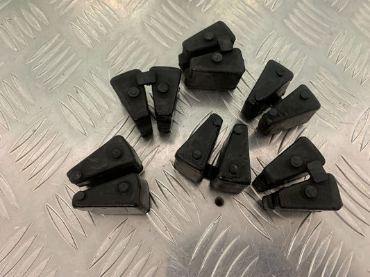 YAMAHA FZS600 FAZER 600 CUSH DRIVE RUBBERS  YEAR 1998-2001 (STOCK 964)