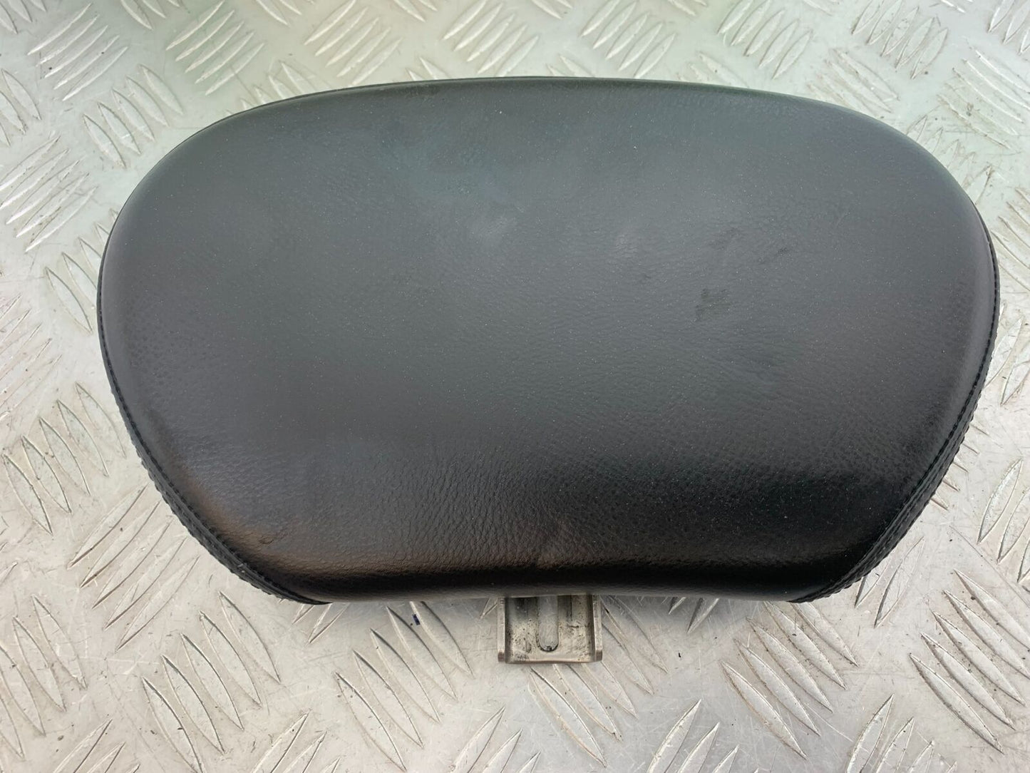 TRIUMPH THUNDERBIRD 1600 SEAT  YEAR 2011 (CMB1107)