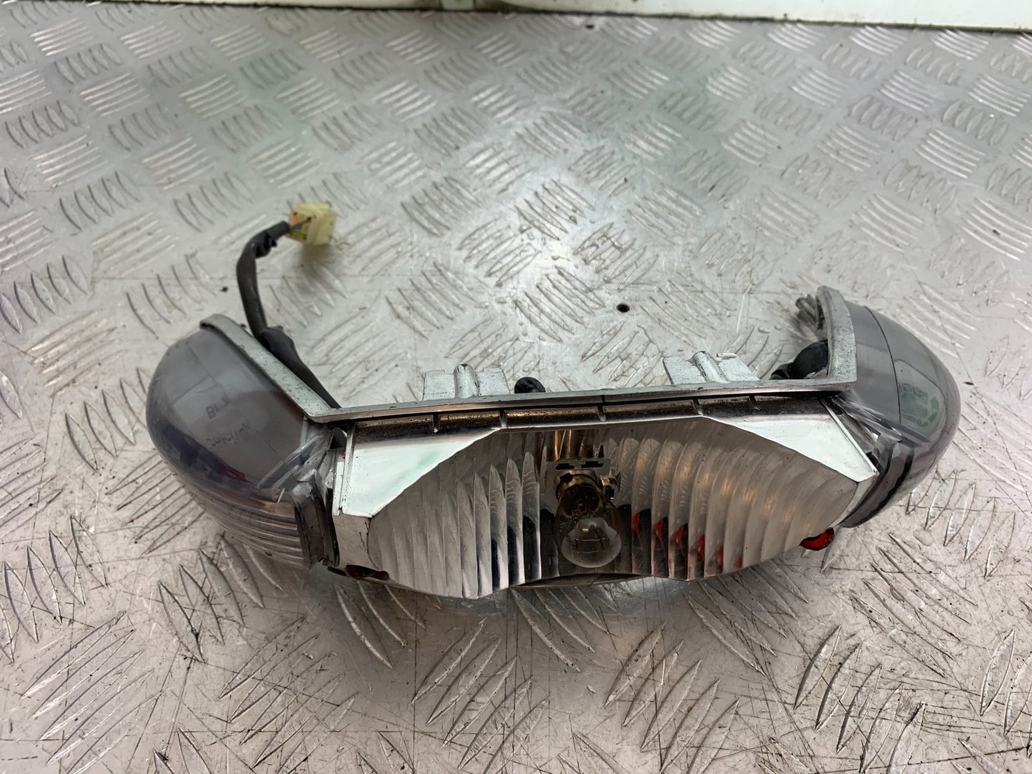 HONDA CBF600 CBF 600 REAR LIGHT  YEAR 2004 -07 (CMB1247)