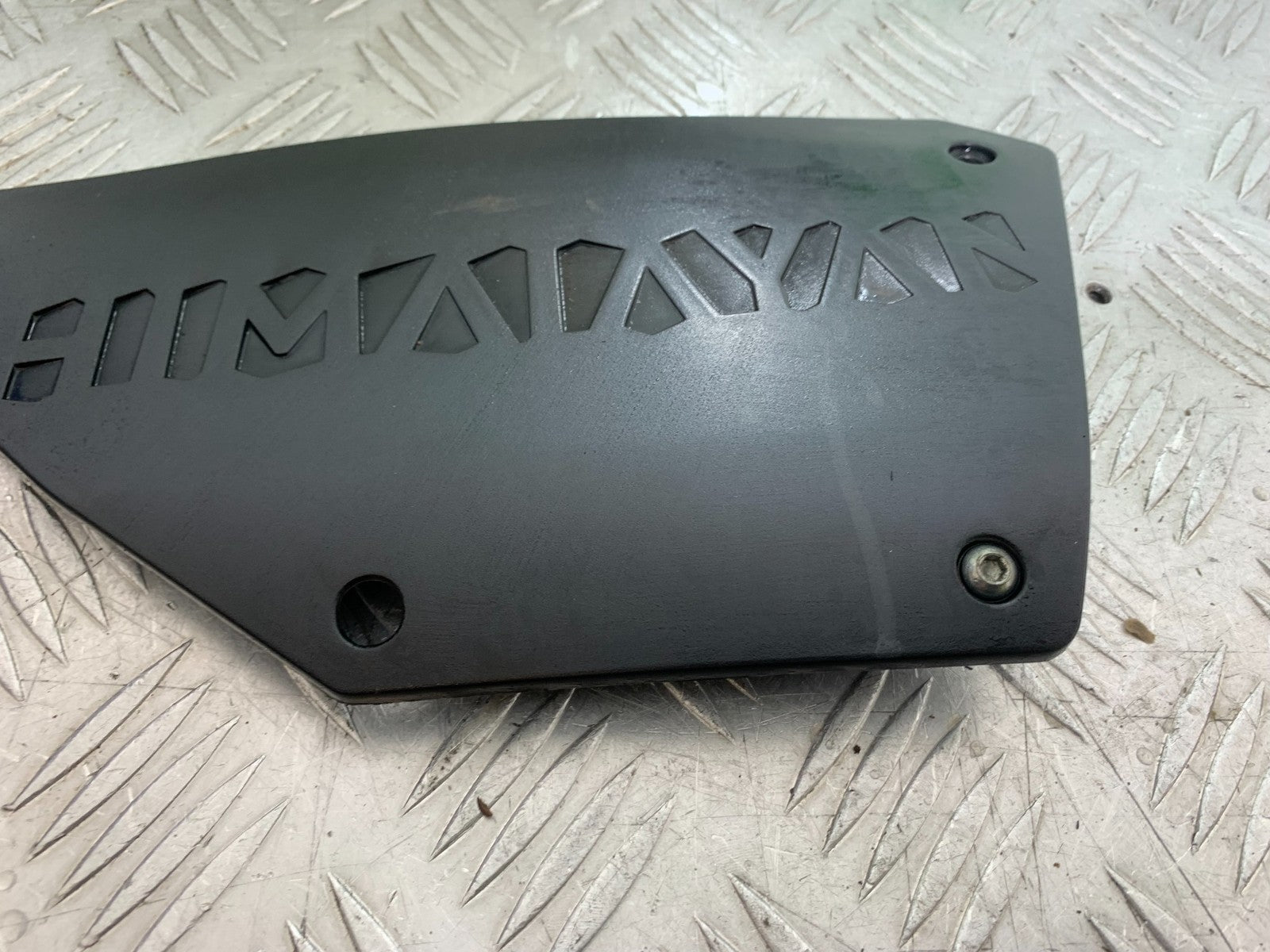 ROYAL ENFIELD HIMALAYAN 411 SIDE PANEL  YEAR 2018-2023 (CMB1279)