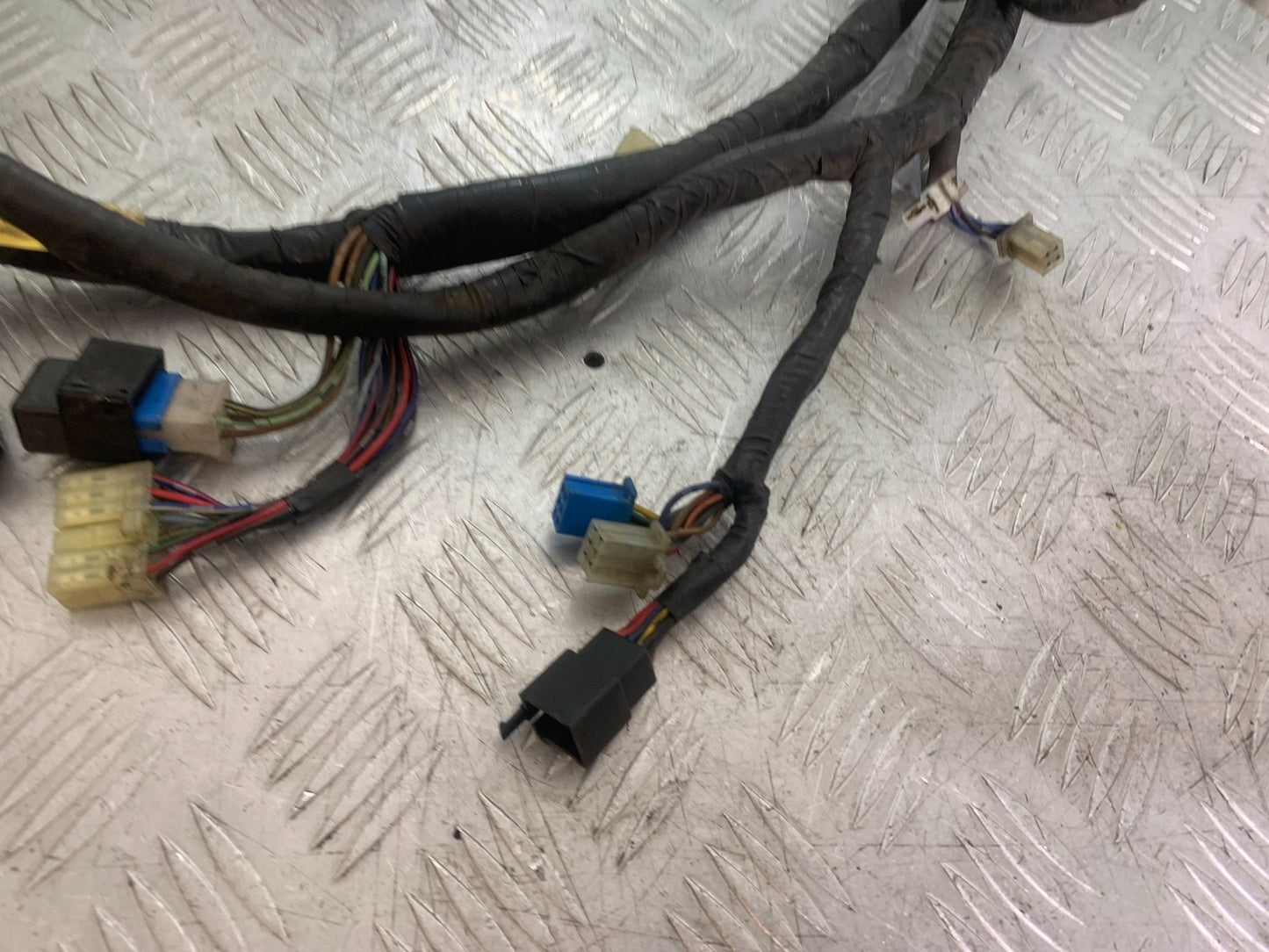 YAMAHA XJ900 XJ 900 DIVERSION WIRING LOOM  YEAR 1994-2002(CMB1292)