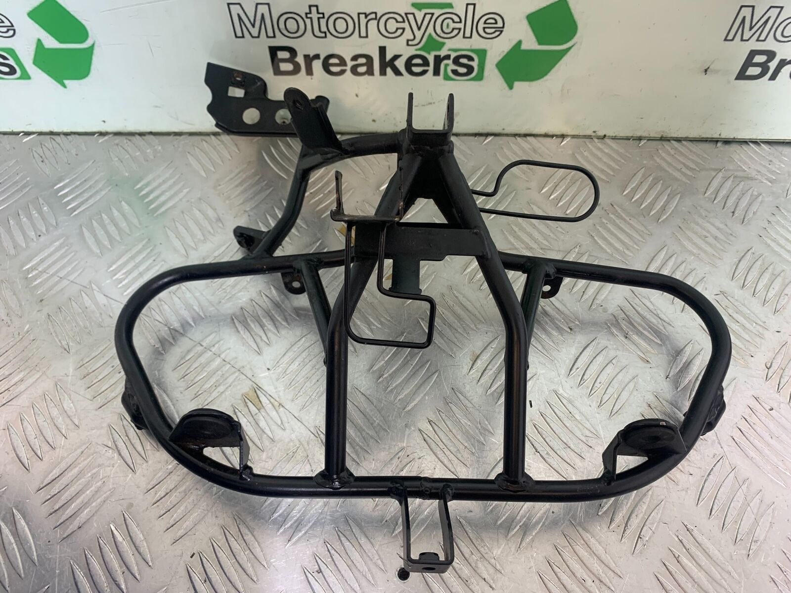 SUZUKI AN 200 UN 200 BURGMAN FAIRING BRACKET  YEAR 2007-09 (CMB1128)