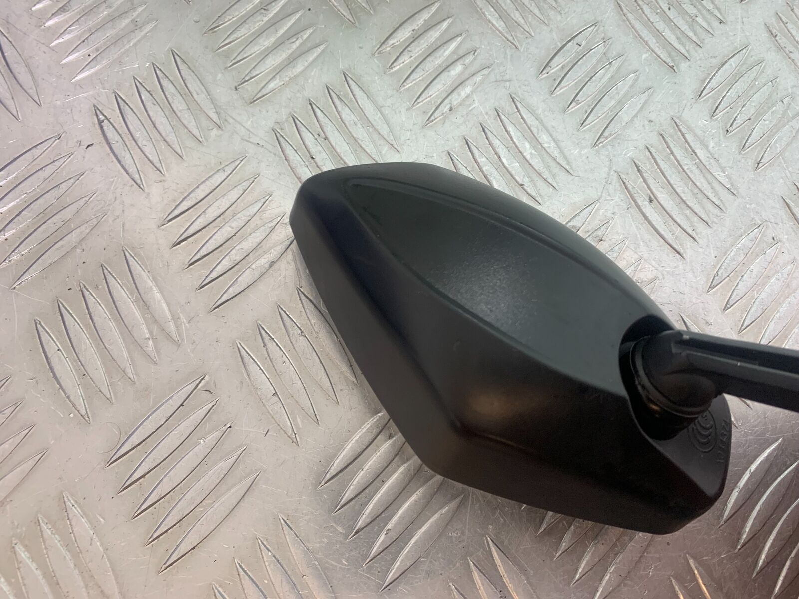 DUCATI DIAVEL 1200 LEFT MIRROR  YEAR 2014-17 (CMB1054)