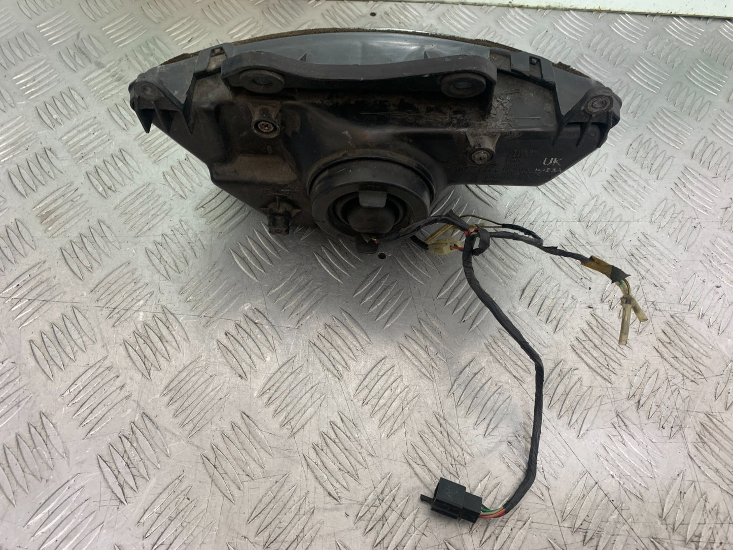 KAWASAKI ZX9R ZX9 R HEADLIGHT  YEAR 1998-1999 (CMB1329)