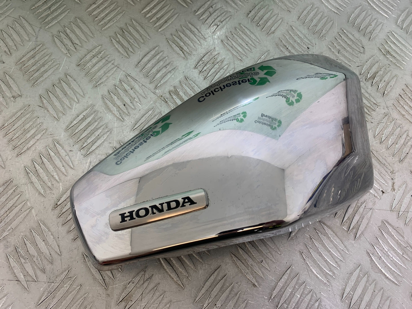 HONDA VTX1300 S-6 RIGHT SEAT PANEL   YEAR 2004-09 (CMB1159)