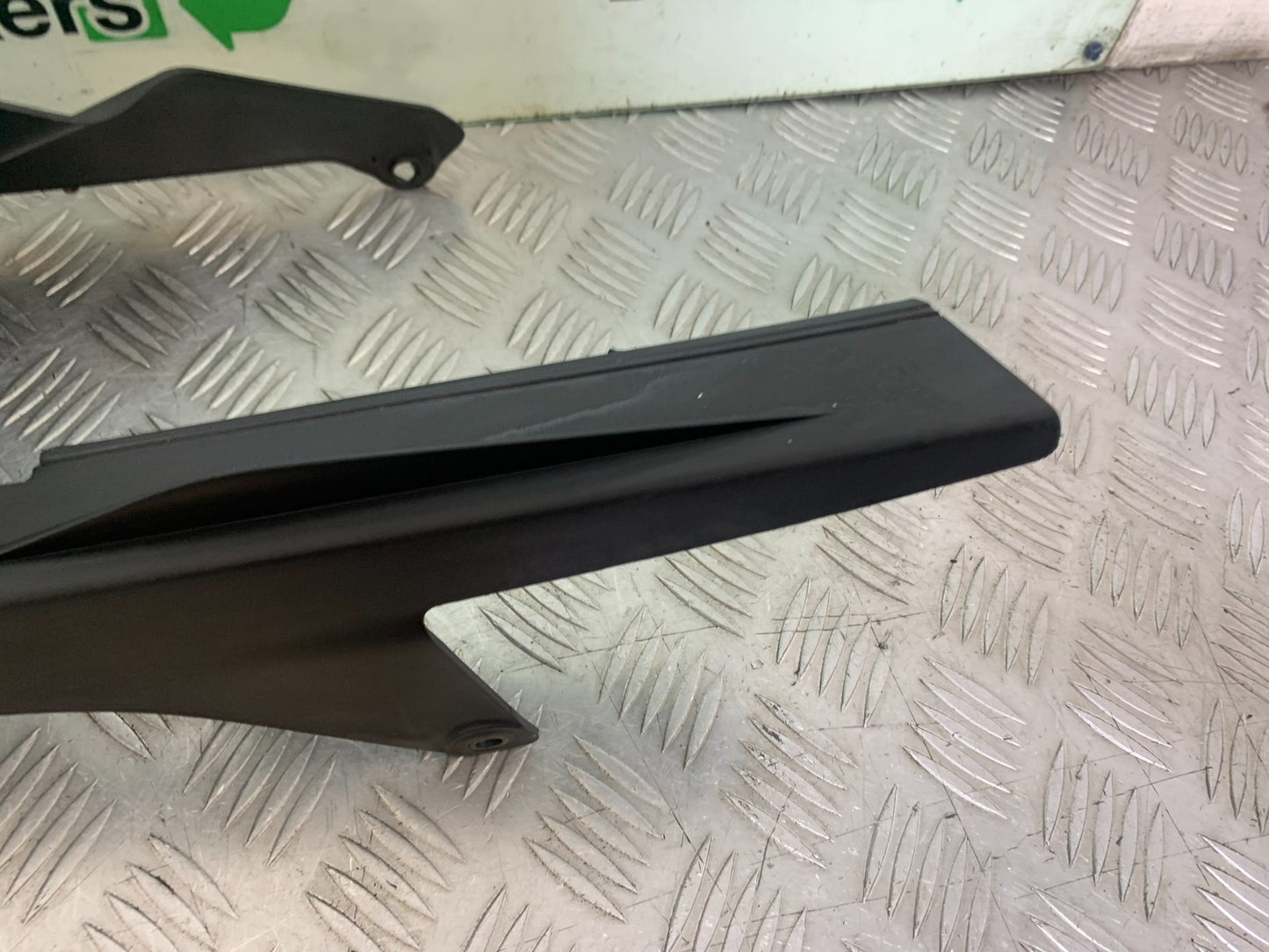 KTM RC125 RC 125 HUGGER   2014 2017 (CMB1199)