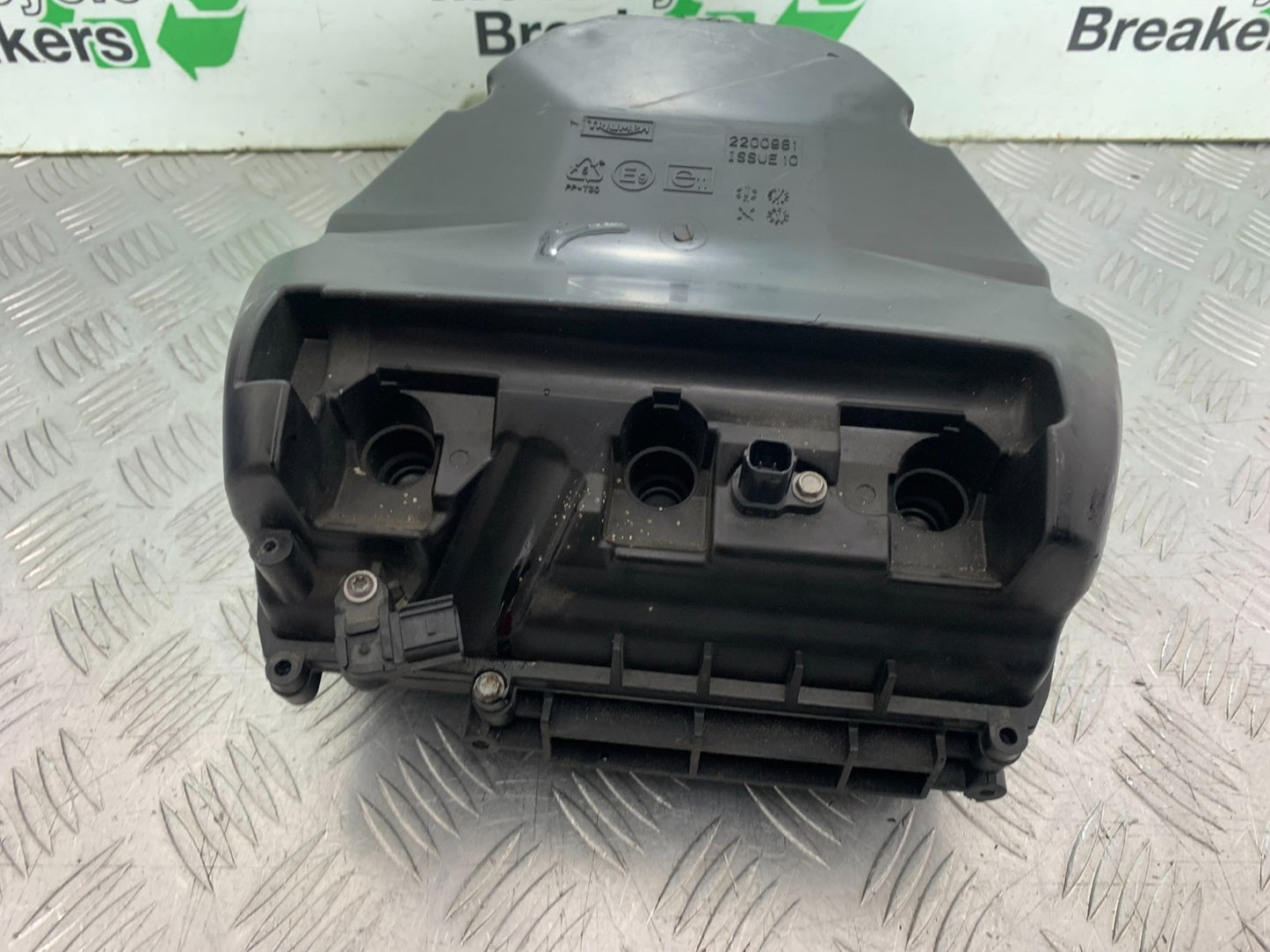 TRIUMPH 675 STREET TRIPLE RX AIRBOX  2015- 2017 (CMB1299)
