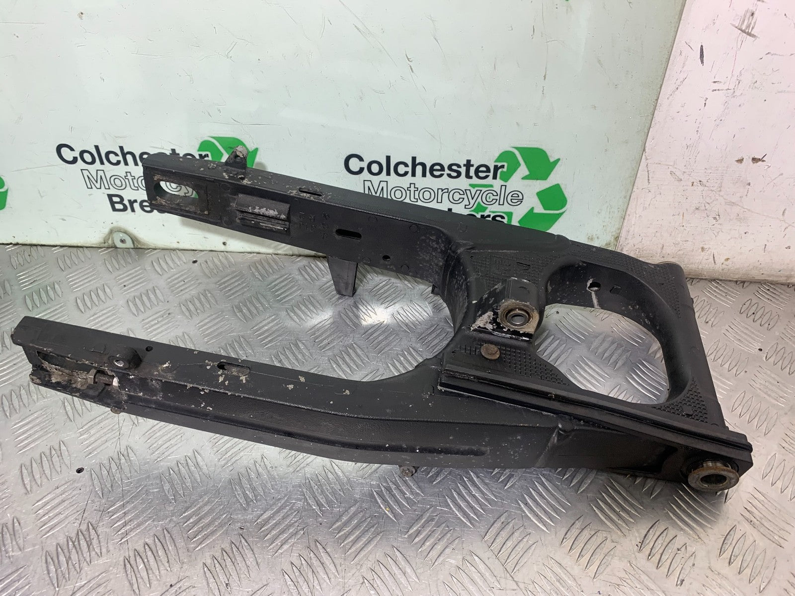 SUZUKI DL1000 V-STROM SWINGARM  YEAR 2014-2019 (CMB1325)
