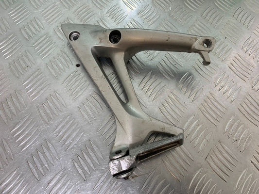 HONDA VFR800 VFR 800 V-TEC LEFT REAR HANGER  YEAR 2002 -09 (CMB1012)