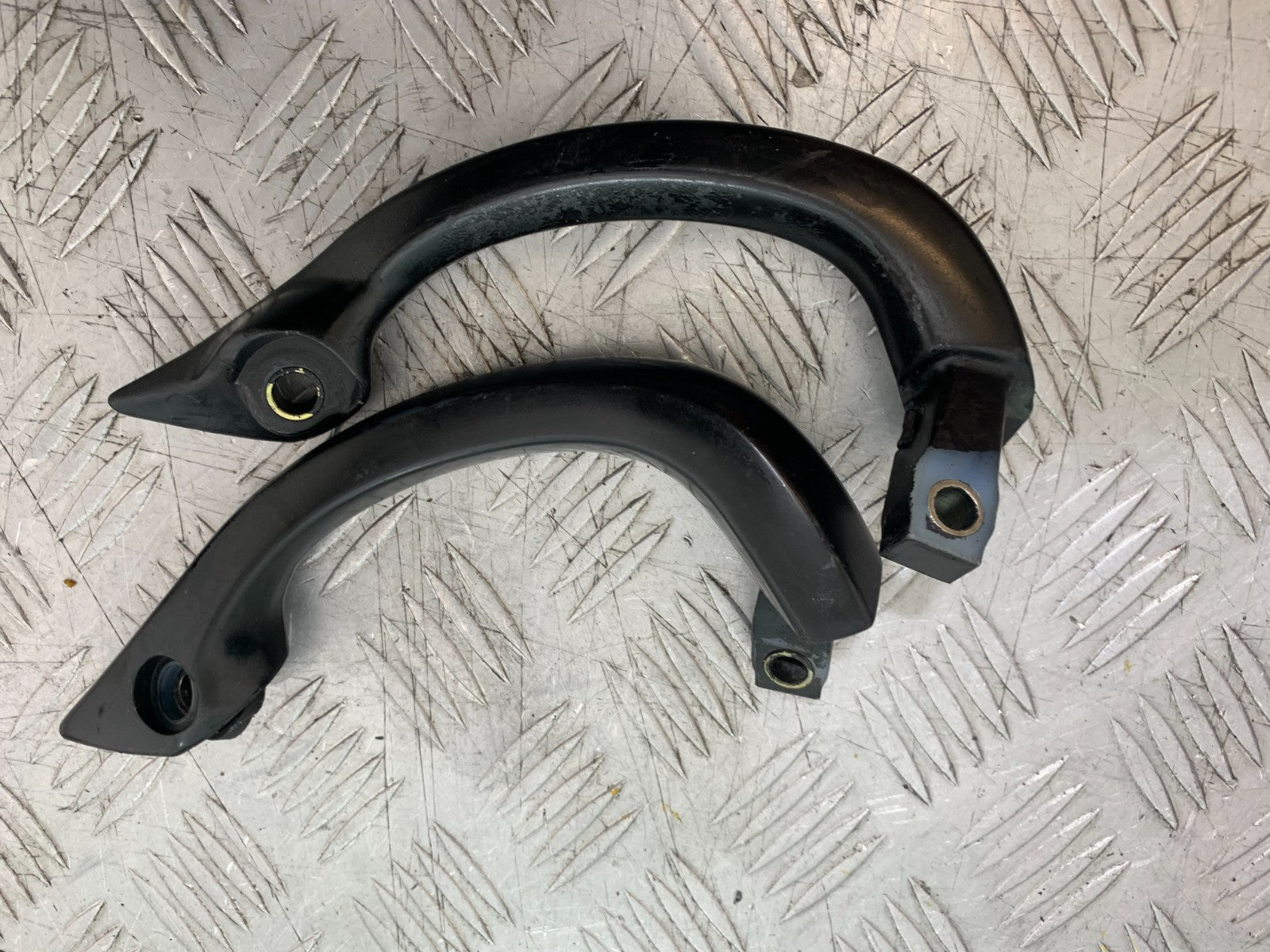 KAWASAKI ZX9R ZX9 R GRAB RAILS  YEAR 1998-1999 (CMB1329)