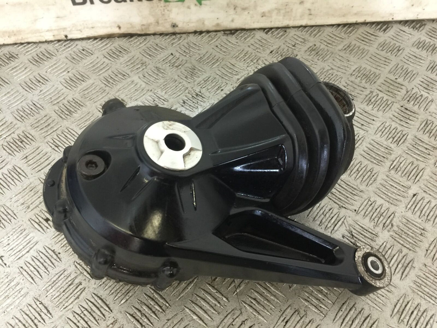 TRIUMPH TROPHY 1215 SE REAR DIFF  2012-2017 (STOCK 740)