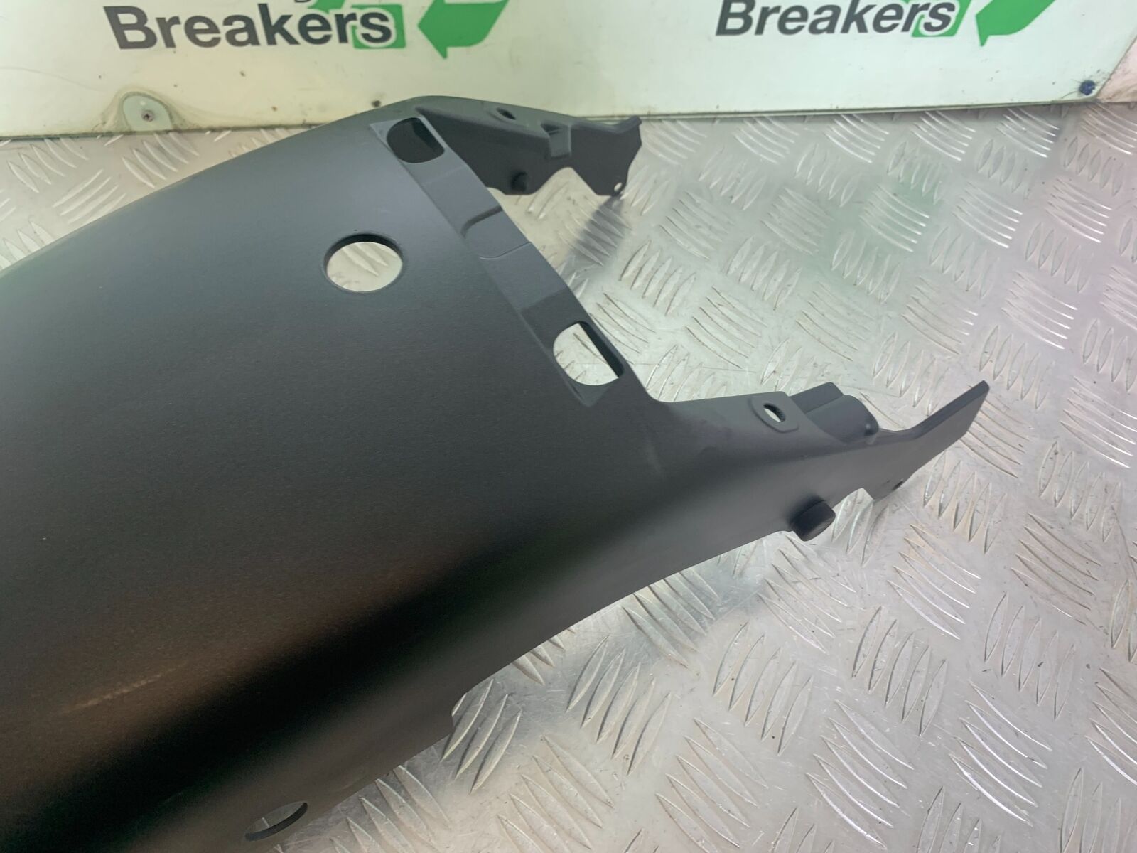 KAWASAKI EN650 VULCAN REAR MUDGUARD  YEAR 2017-2021 (CMB1060)