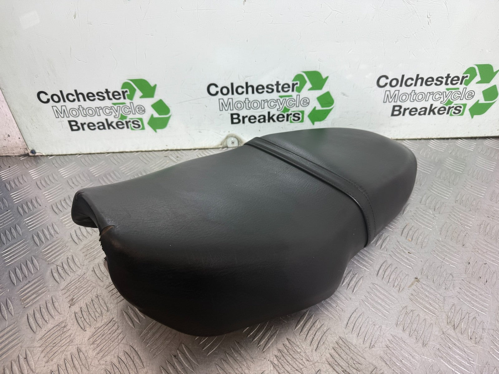 SUZUKI GSF1200 GSF 1200 BANDIT SEAT YEAR 1997-2000