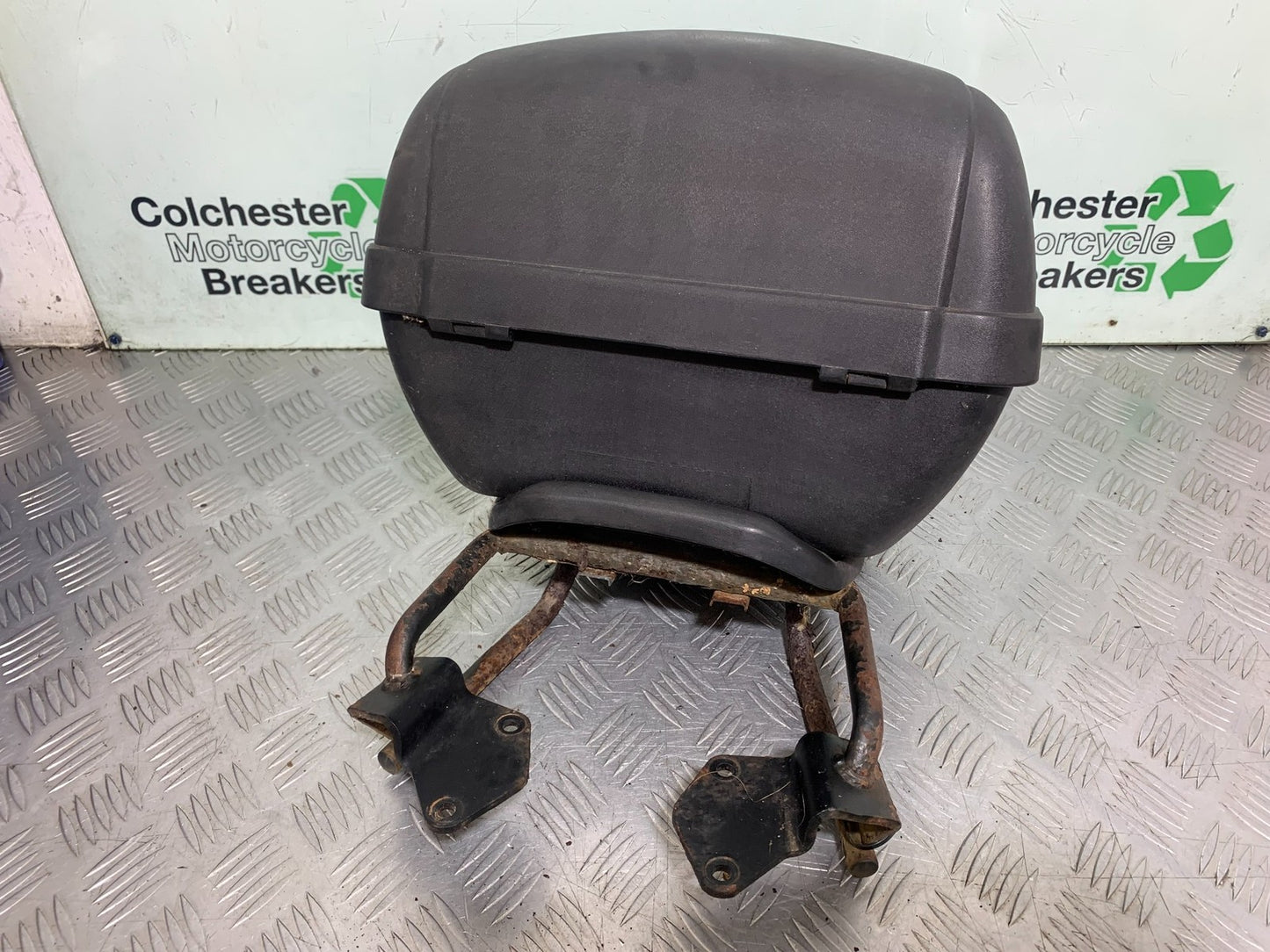 HONDA CBF125 CBF 125 OXFORD TOP BOX RACK KEY YEAR 2009-14 (CMB1182)