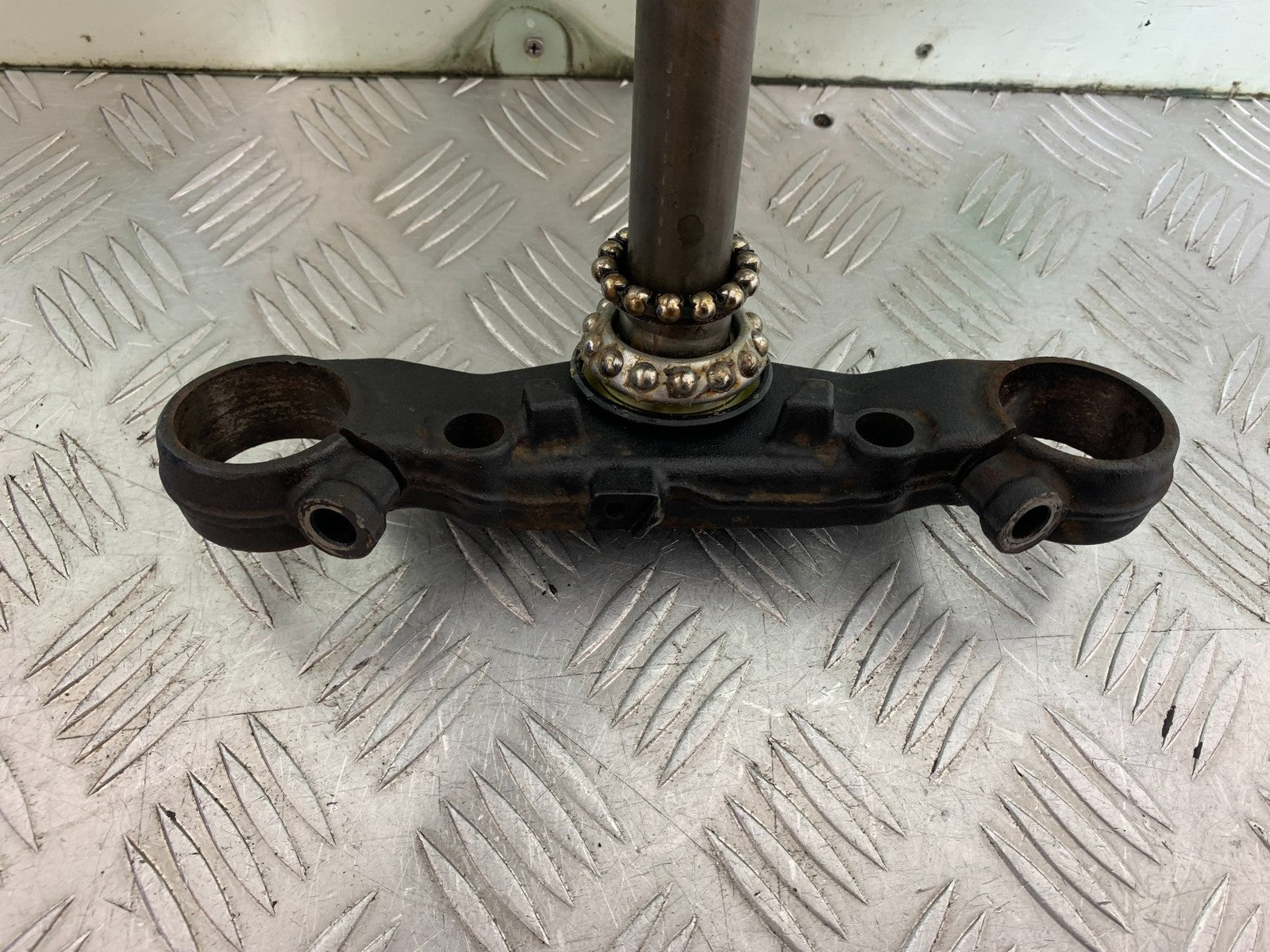 HONDA CBF600 CBF 600 BOTTOM YOKE YEAR 2004 -07 (CMB1247)