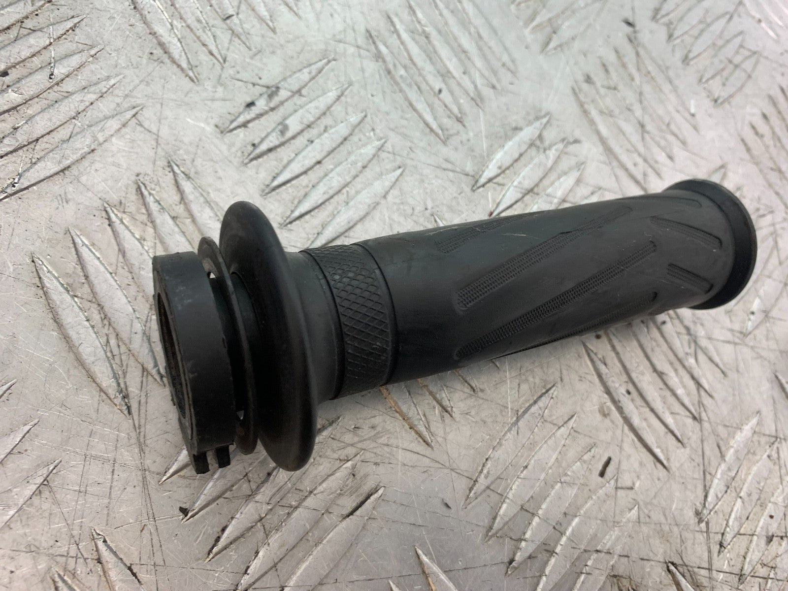 YAMAHA YBR125 YBR 125 TWIST GRIP  YEAR 2010-2017 (CMB1252)