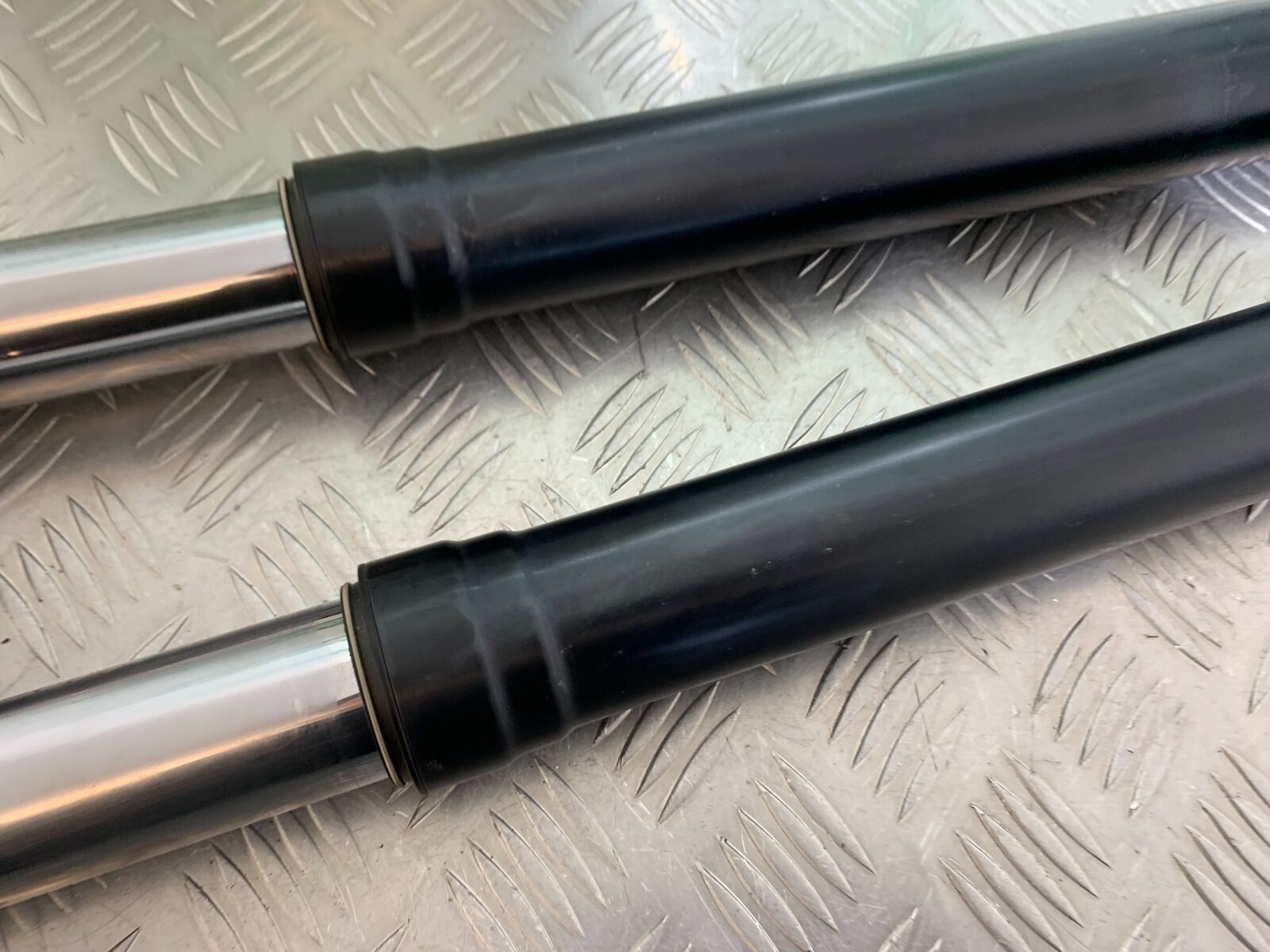 KTM 990 SUPERMOTO T FORKS  YEAR 2010-2011  (CMB1067)