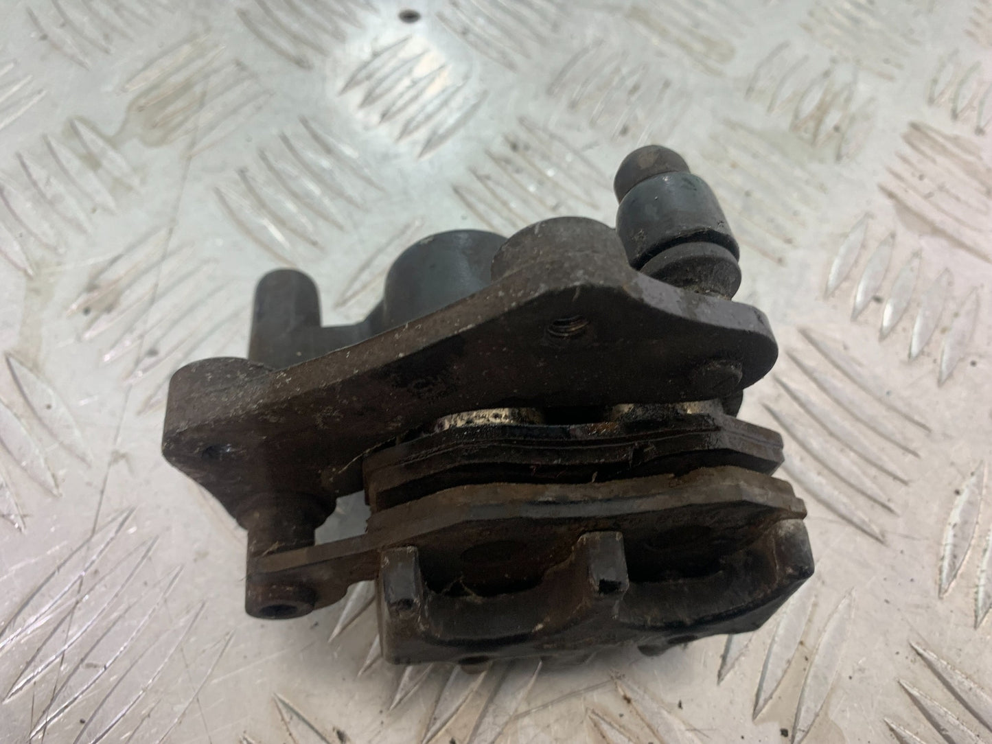 ROYAL ENFIELD BULLET 500 EFI FRONT BRAKE CALIPER  YEAR 2008 - 2016 (CMB1153)
