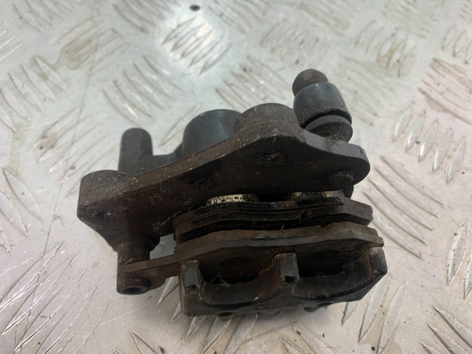 ROYAL ENFIELD BULLET 500 EFI FRONT BRAKE CALIPER  YEAR 2008 - 2016 (CMB1153)