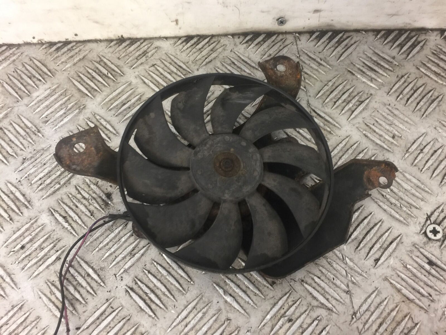 HONDA NC700 NC 700 RADIATOR FAN  YEAR 2012 STOCK 437