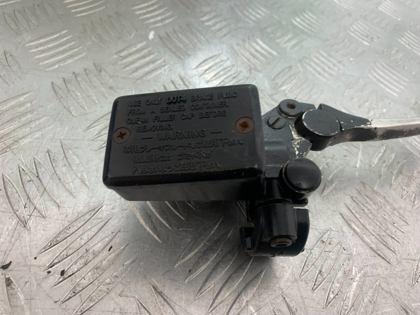 YAMAHA FZS600 FAZER 600 FRONT MASTER CYLINDER    YEAR 1998-2001 (CMB1267)