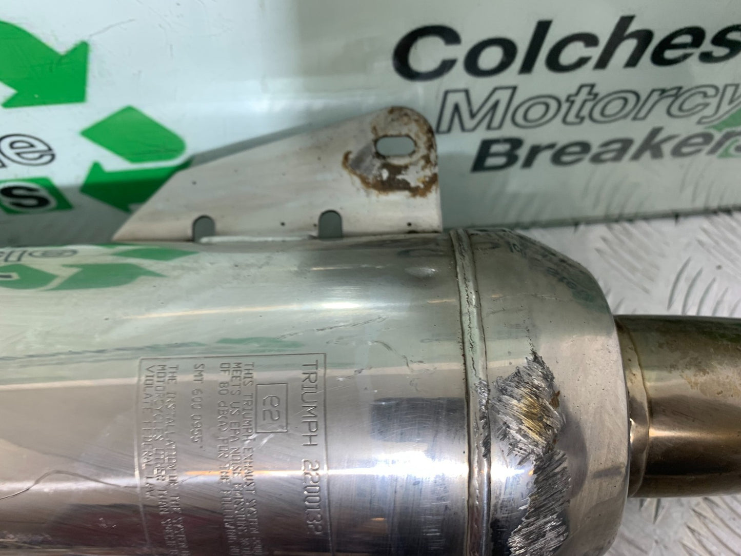 TRIUMPH 955i SPRINT ST SILENCER YEAR 1999-04 (CMB1230)