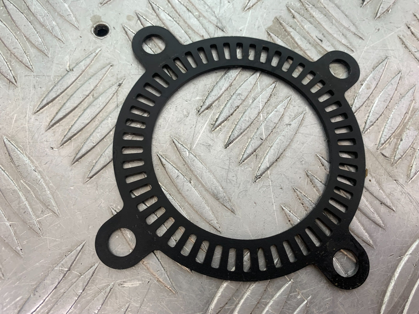 TRIUMPH TRIDENT 660 REAR ABS RING GEAR   YEAR 2021-2024 (CMB1148)