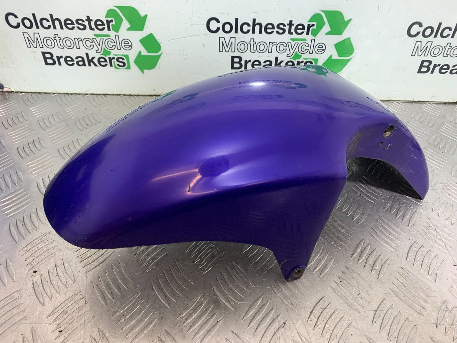 TRIUMPH TROPHY 900 FRONT MUDGUARD  YEAR 1991-95 (CMB1251)