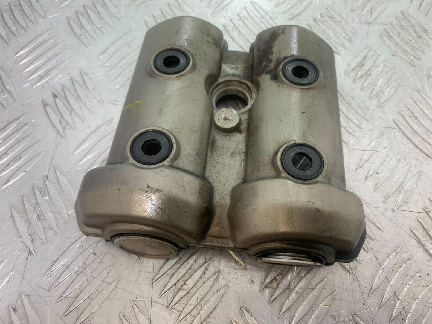 APRILIA SL750 SL 750 SHIVER FRONT ROCKER COVER   YEAR 2008-2016 (CMB1242)