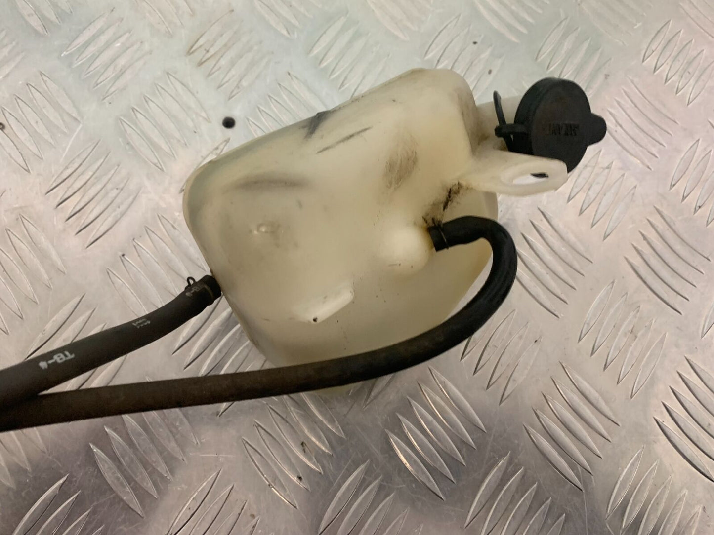 HONDA CBR600 CBR 600 F4I COOLANT BOTTLE  YEAR 2001-2003 (STOCK 978)