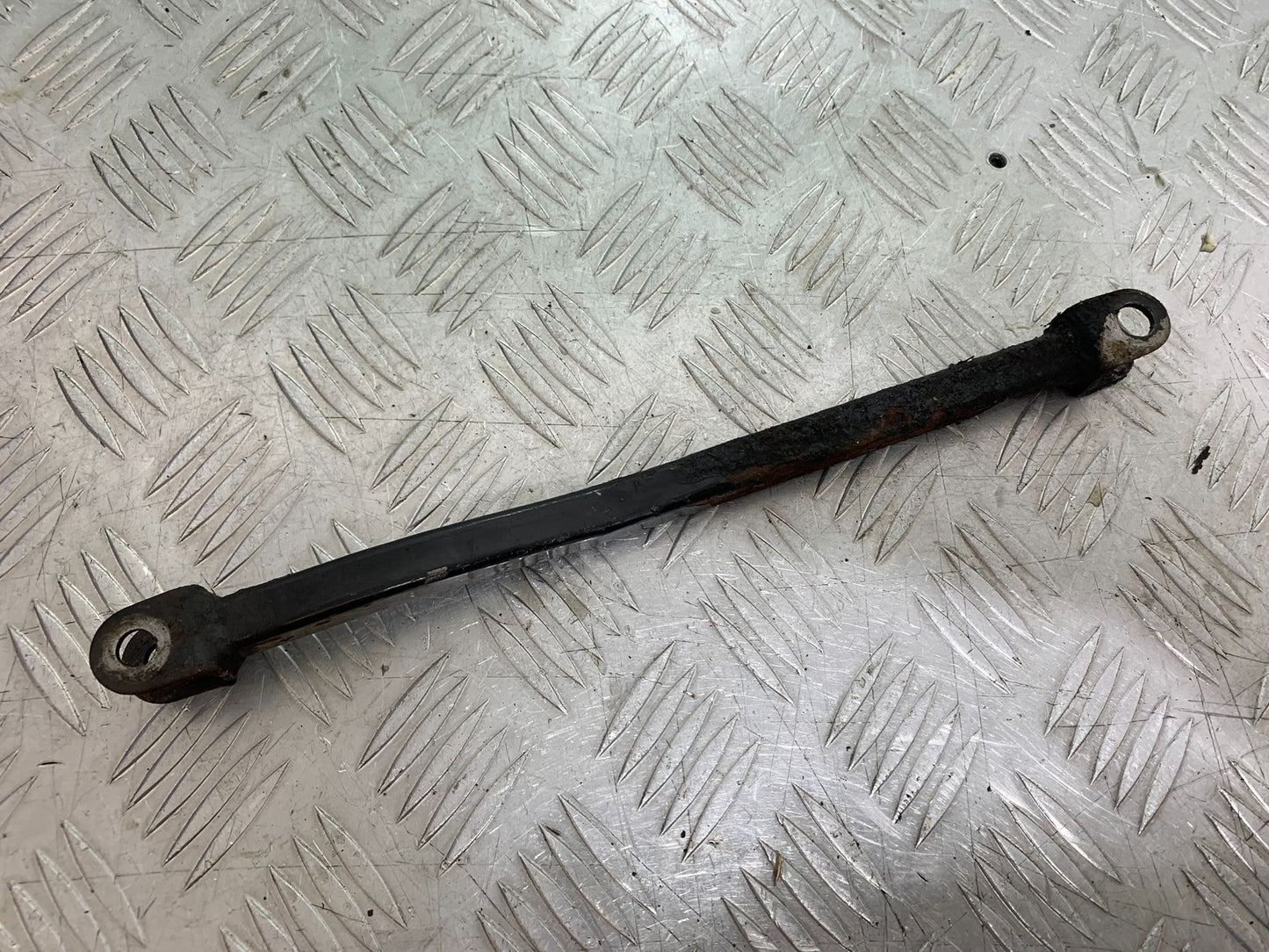 SUZUKI GSF1200 GSF 1200 BANDIT REAR BRAKE ARM  YEAR 2001-2004 (CMB1188)