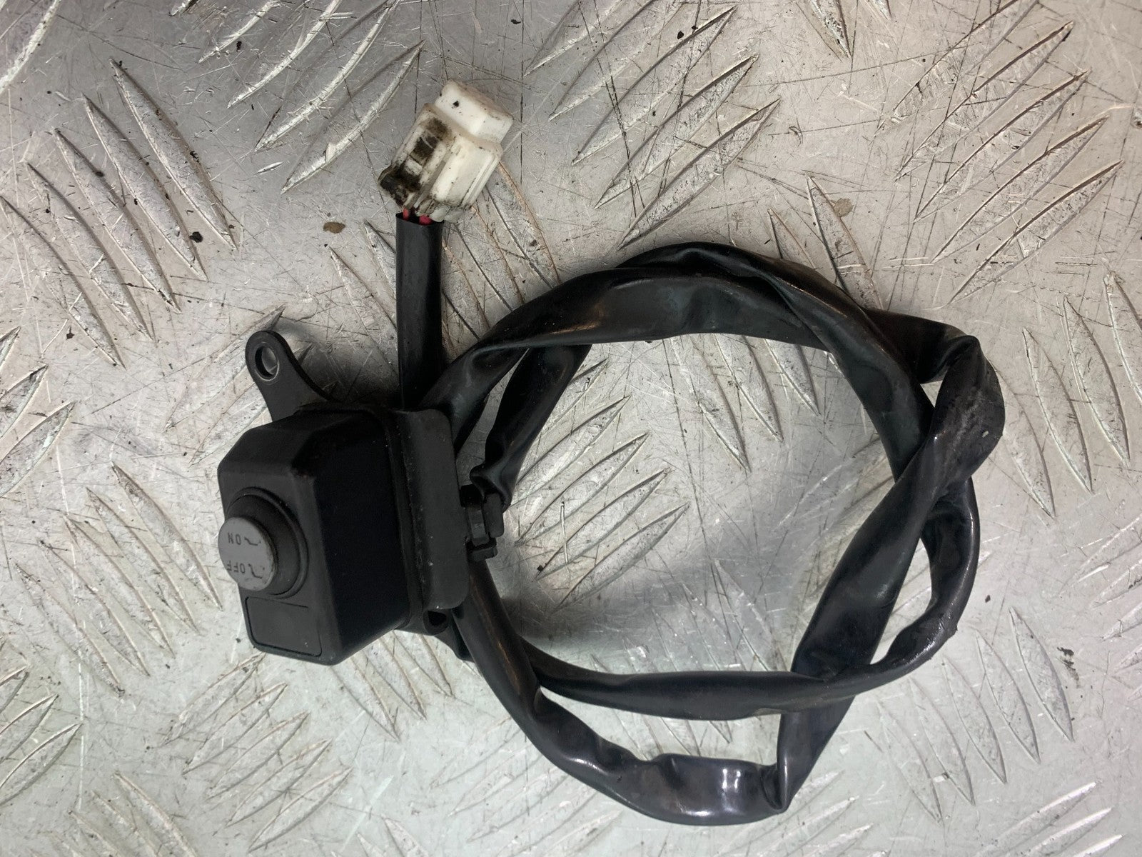 KAWASAKI 650 VERSYS FOG LIGHT SWITCH  YEAR 2015-2018 (CMB1288)