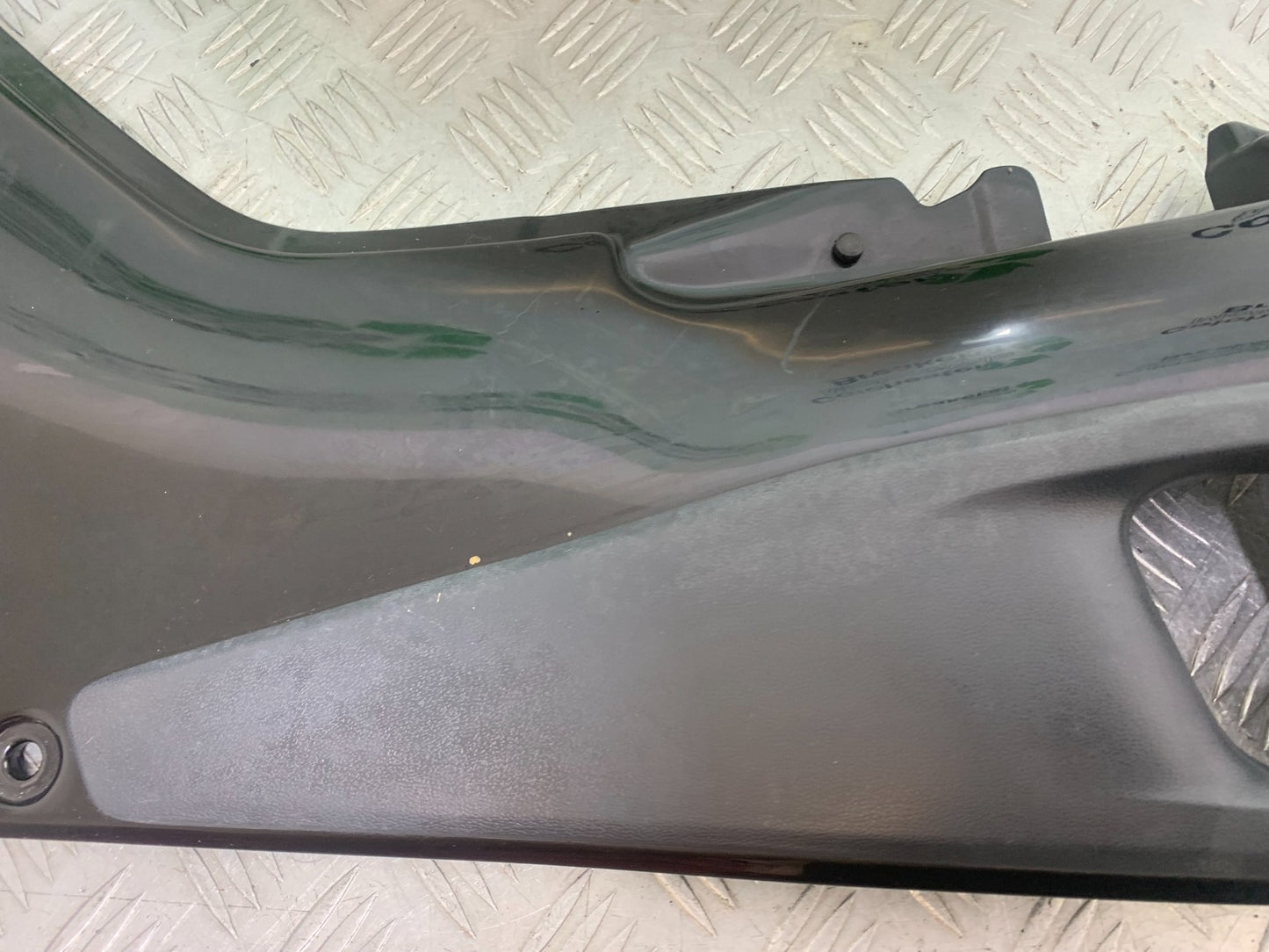 HONDA ST1100 PAN EUROPEAN LEFT SEAT PANEL  YEAR 1993-2001 (CMB1195)