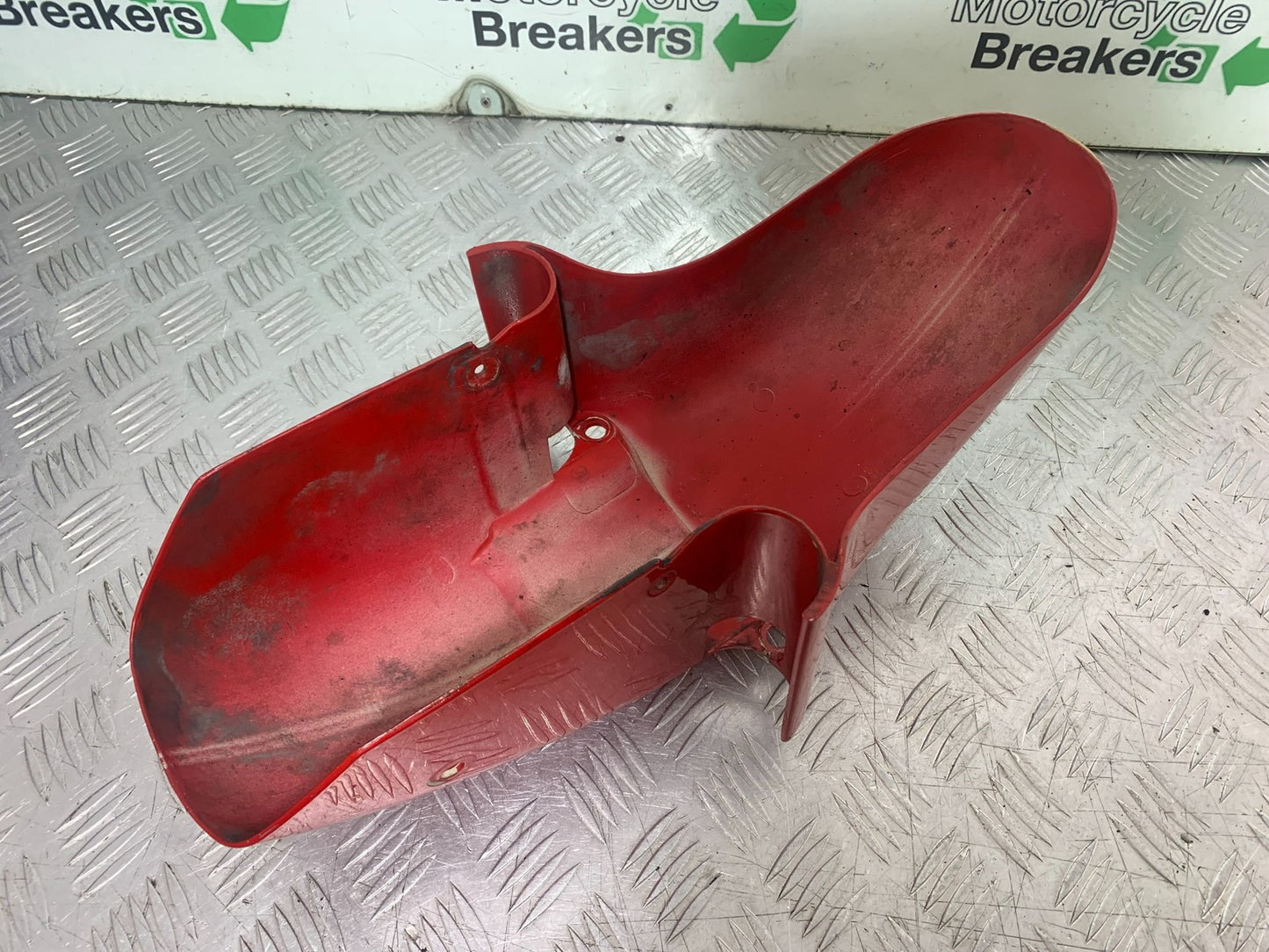 KAWASAKI GPZ600 GPZ 600 FRONT MUDGUARD  YEAR 1988-90  (CMB1258)