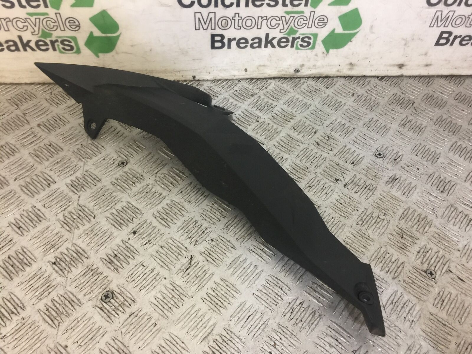 BMW S1000 R LEFT FAIRING PANEL  YEAR 2018  (STOCK 645)