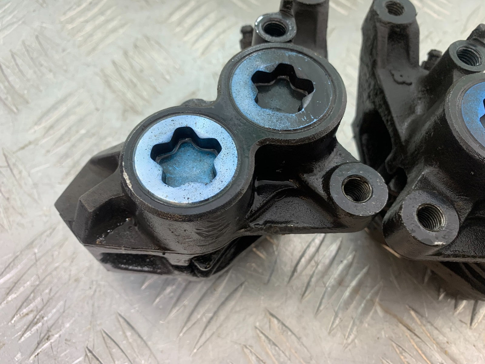 YAMAHA FZS600 FAZER 600 FRONT BRAKE CALIPERS   YEAR 1998-2001 (CMB1267)