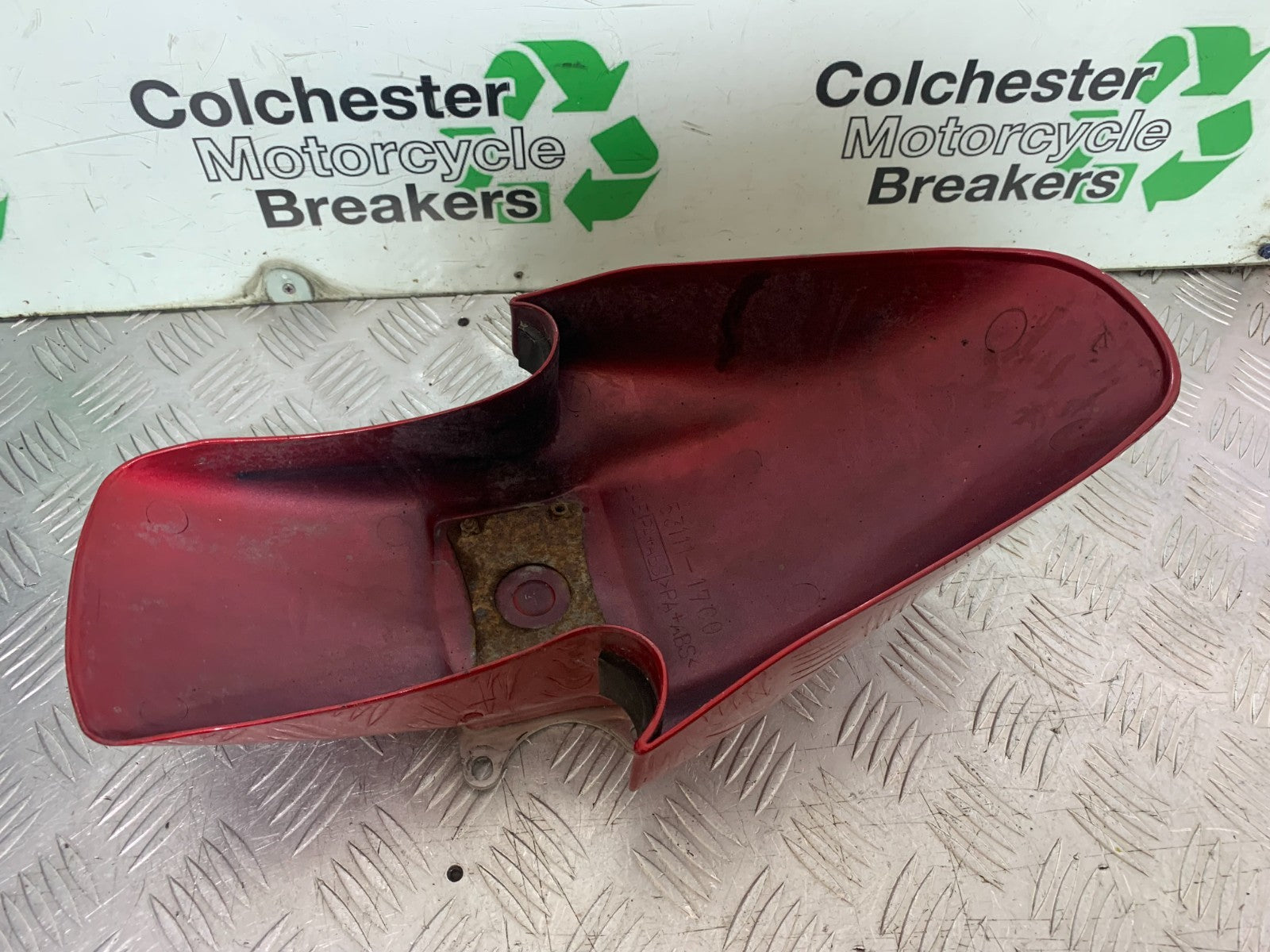 SUZUKI RF900 RF 900 FRONT MUDGUARD  YEAR 1994-1999 CMB1326