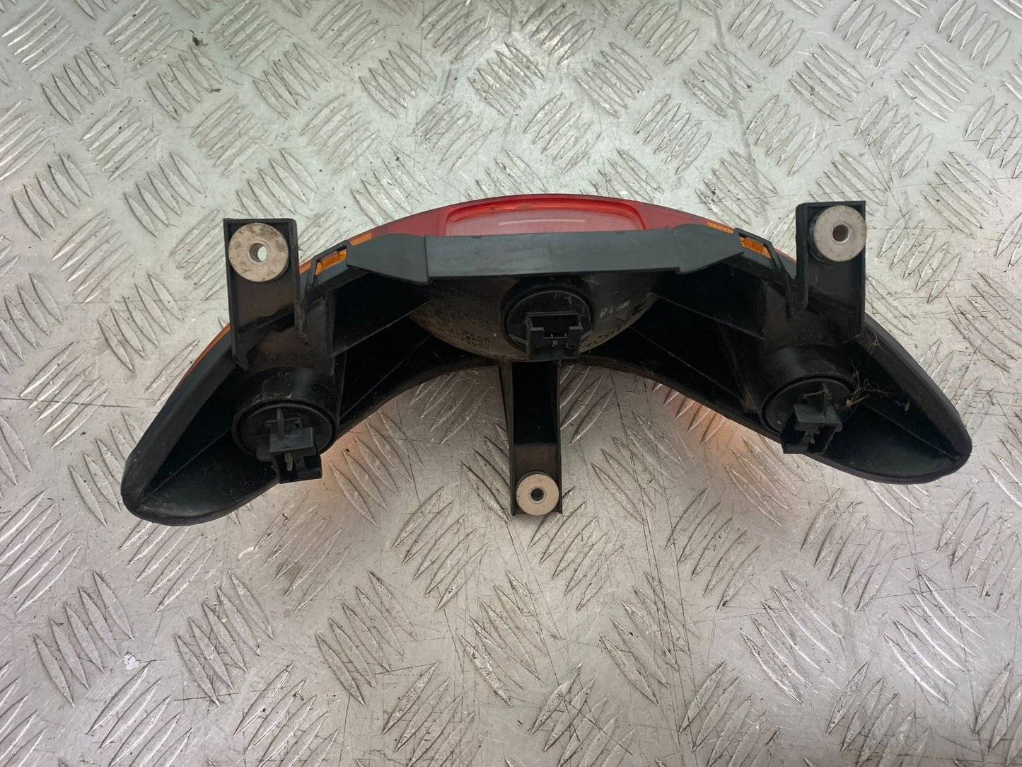 HONDA NT650 V DEAUVILLE REAR LIGHT  YEAR 1998-01(CMB1320)
