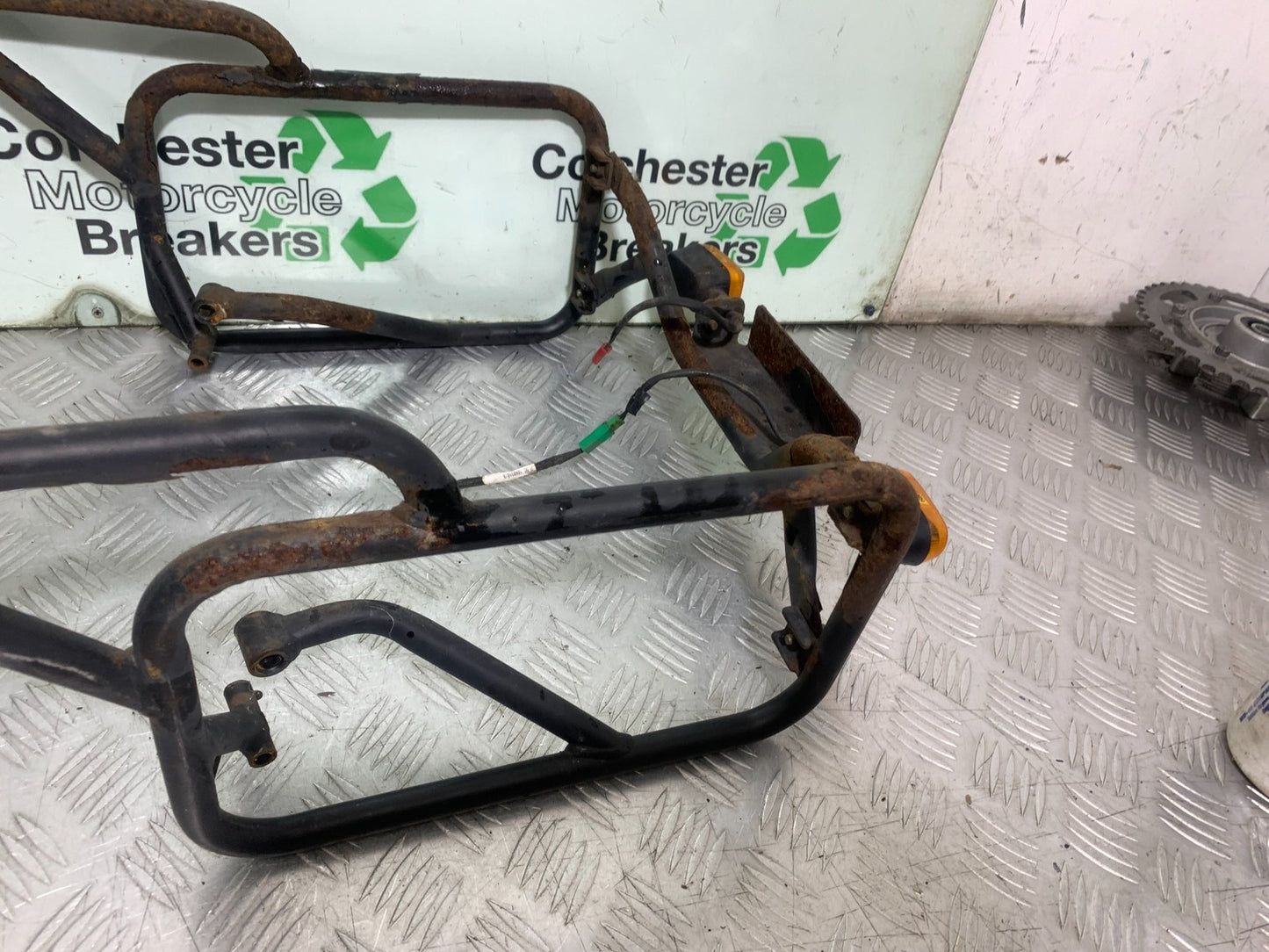 ROYAL ENFIELD HIMALAYAN 411 PANNIER RAILS   YEAR 2018-2023 (CMB1279)