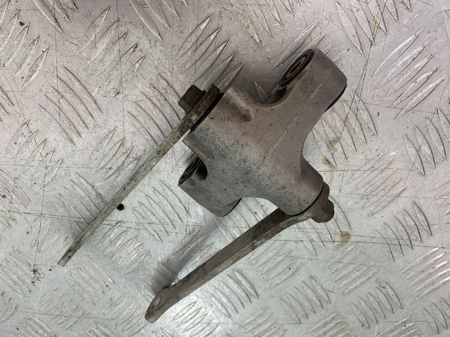 KAWASAKI ZX9R ZX9 C REAR SHOCK LINKAGE  YEAR 1998-99 (CMB1213)