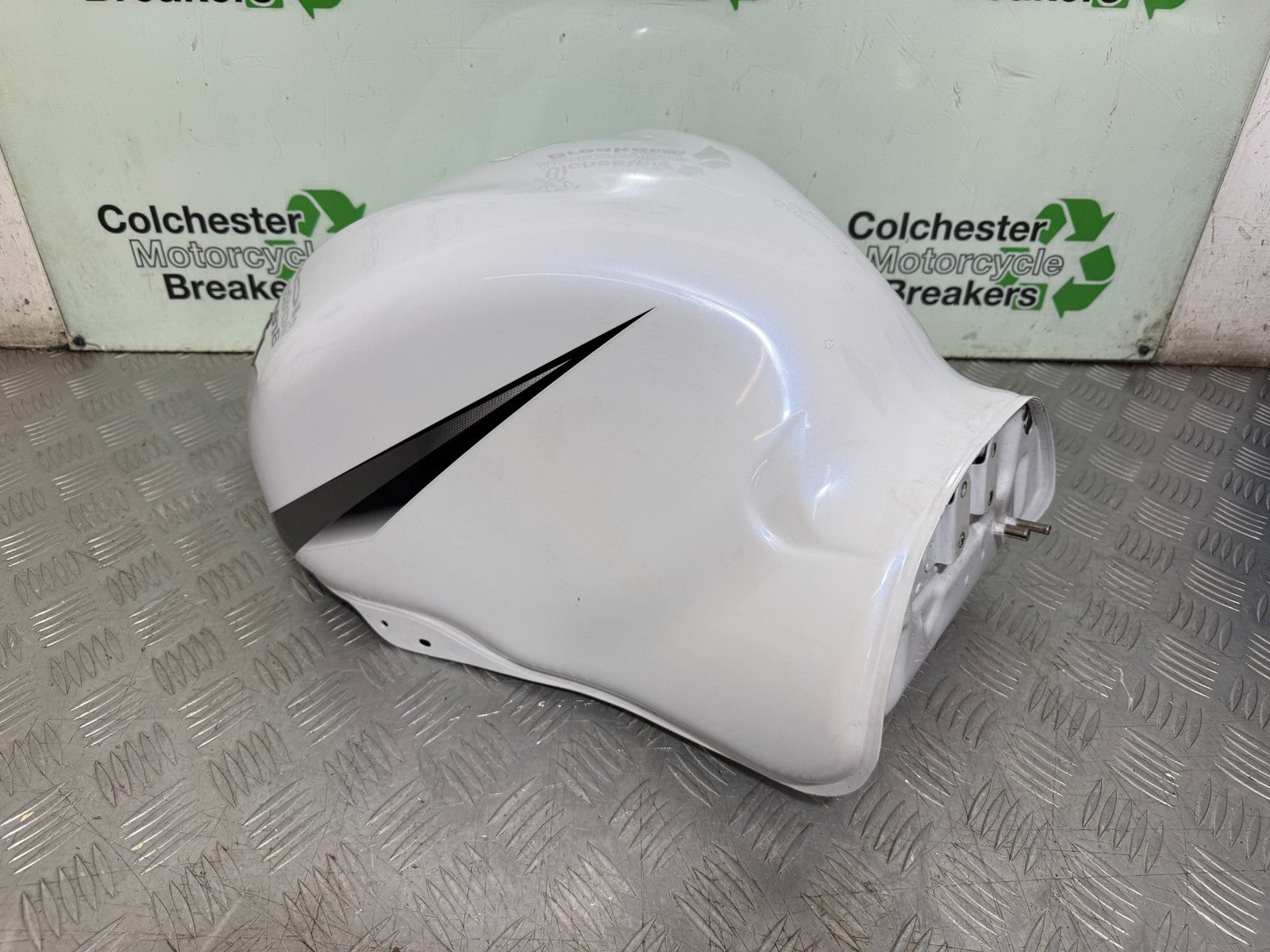 SUZUKI GSXR1300 GSXR 1300 HAYABUSA GEN 2 FUEL PETROL TANK YEAR 2008-2016