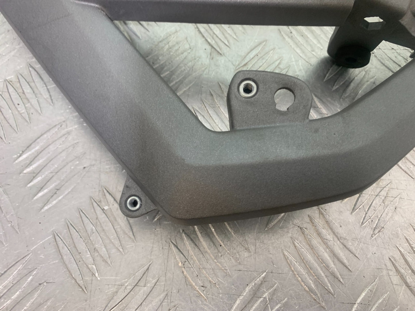 BMW R1200 R 1200 GS LEFT FAIRING BRACKET  YEAR 2013-2016 (CMB1257)